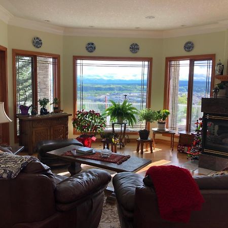 Rocky Mountain View Bed & Breakfast Cochrane Exterior foto